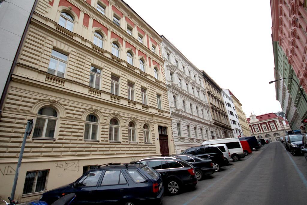Halkova Studio Prague Luaran gambar