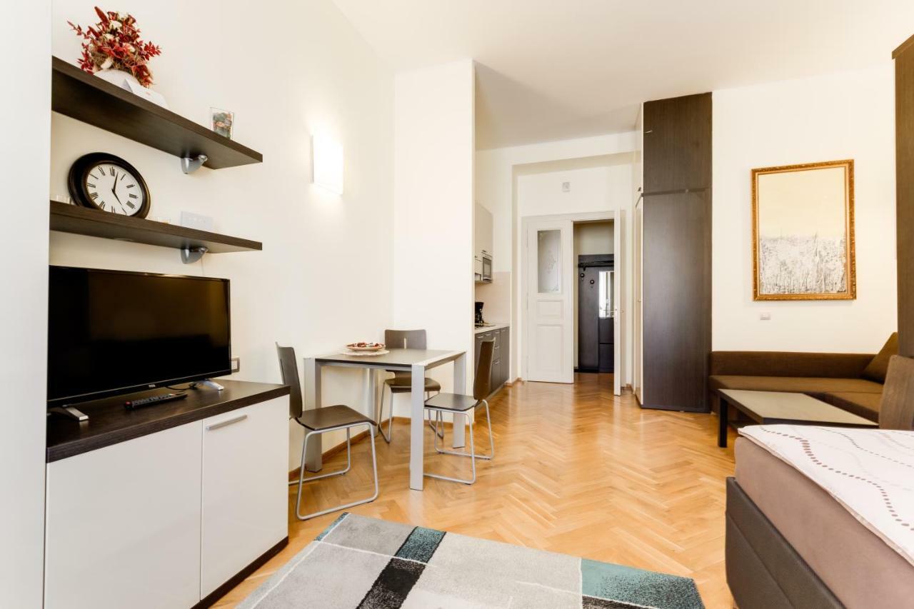 Halkova Studio Prague Luaran gambar