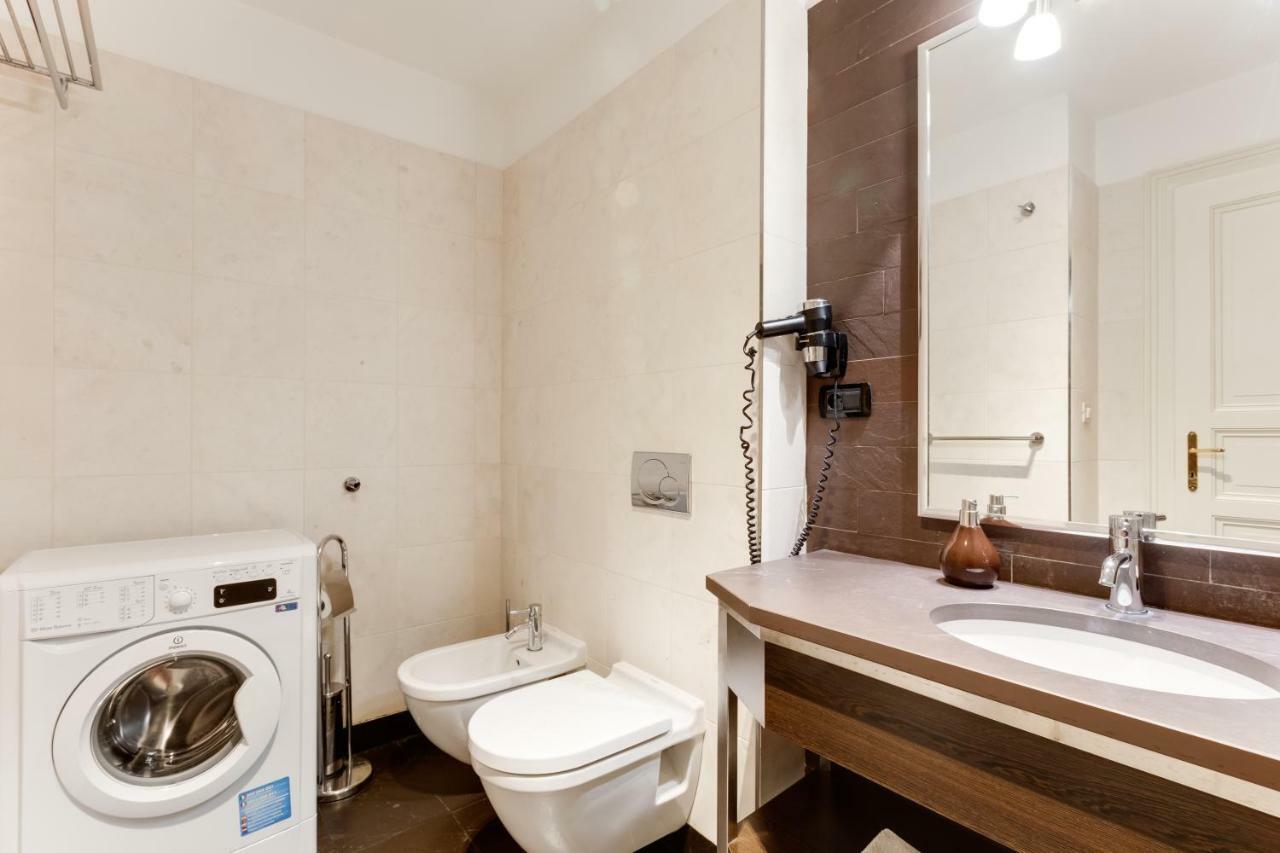 Halkova Studio Prague Luaran gambar